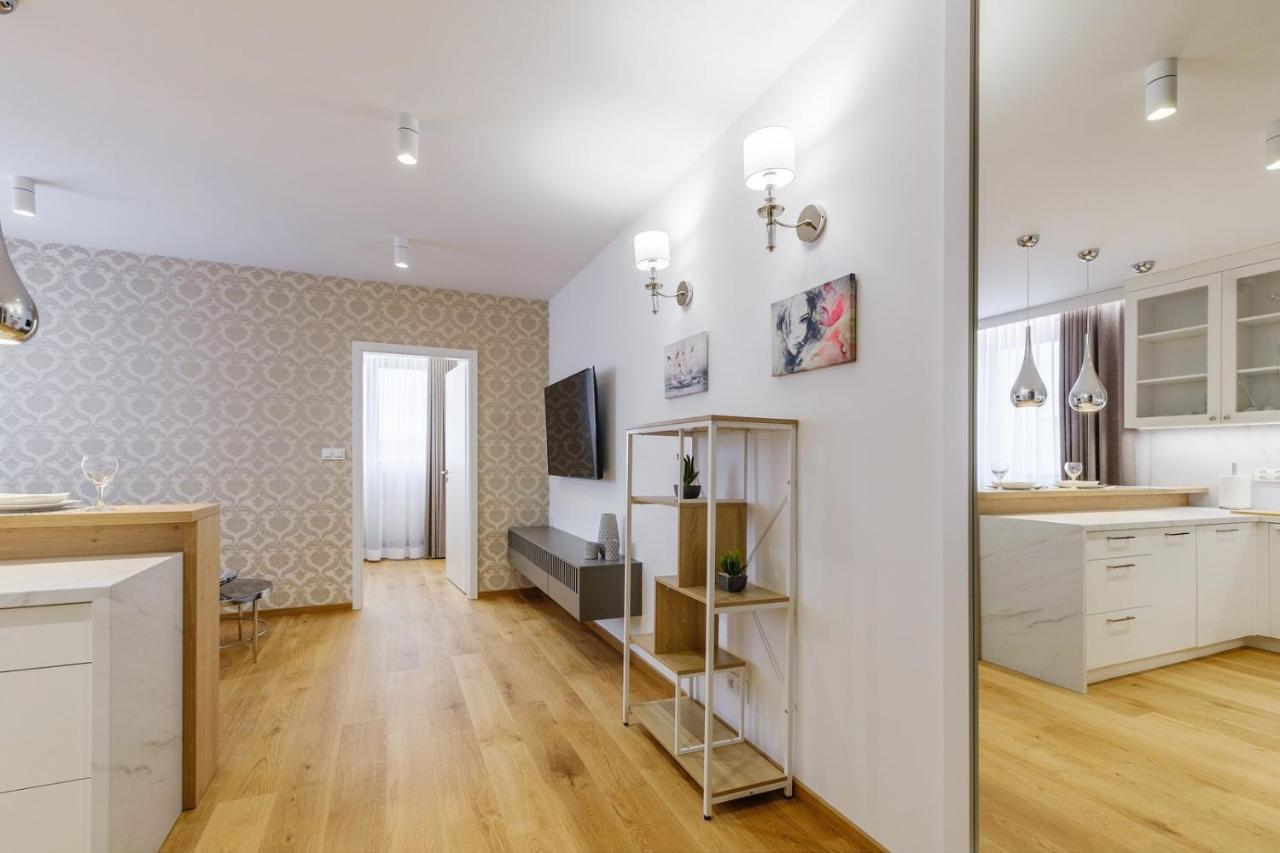 Florencja - Nowy Apartament W Centrum Miasta Z Klimatyzacja Oraz Zadaszonym Parkingiem W Cenie Nowy Targ Kültér fotó